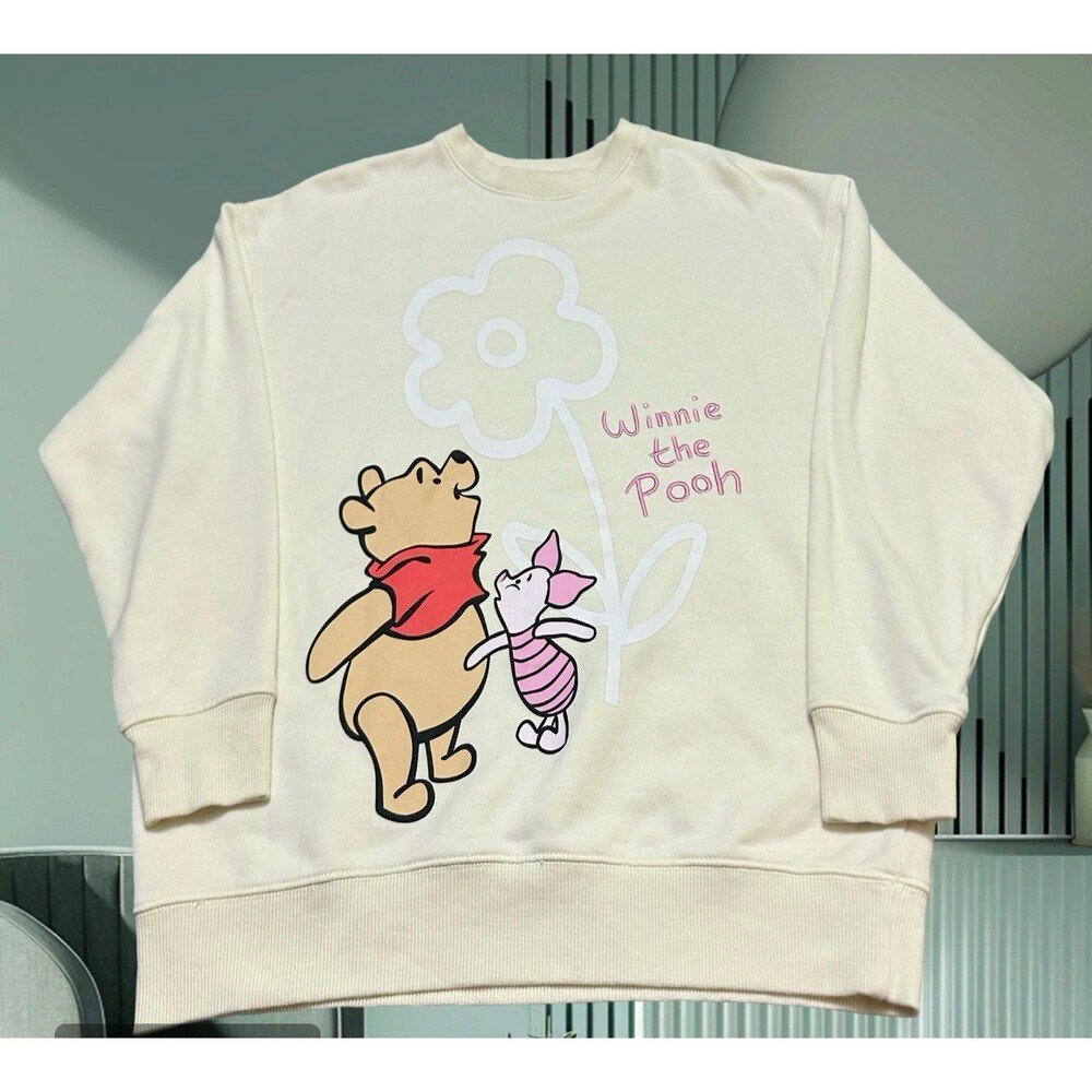 Winnie the Pooh Crewneck Sweatshirt Winnie the Pooh Crewneck Sweatshirt Pullover